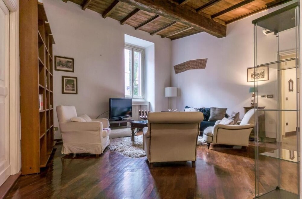 Trastevere Design Flat