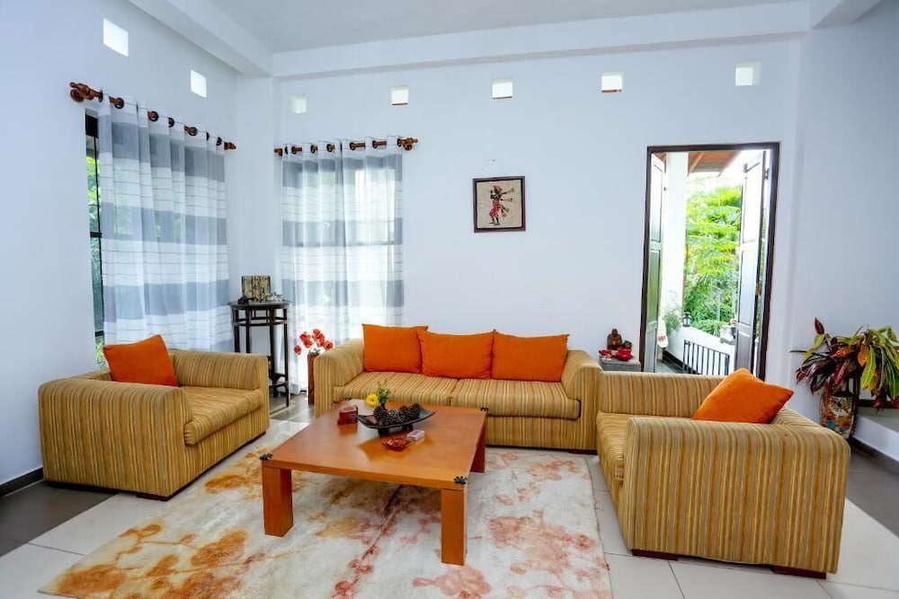 Hilltop Retreat Matale