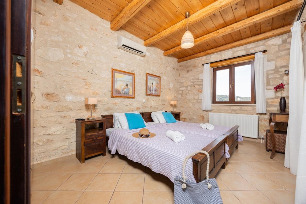 Villa Katia Faragi in Crete