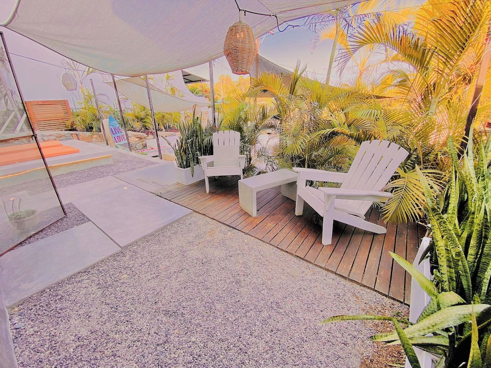 Perro Surfero Hotel Boutique - Todos Santos, BCS