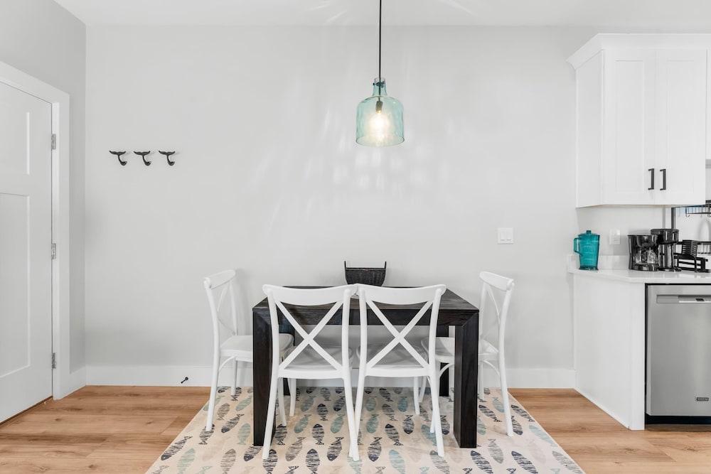 Cape Cottages by Panhandle Getaways