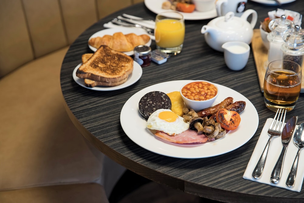High Wycombe Vacations - Holiday Inn High Wycombe M40, Jct. 4, an IHG Hotel - Property Image 5