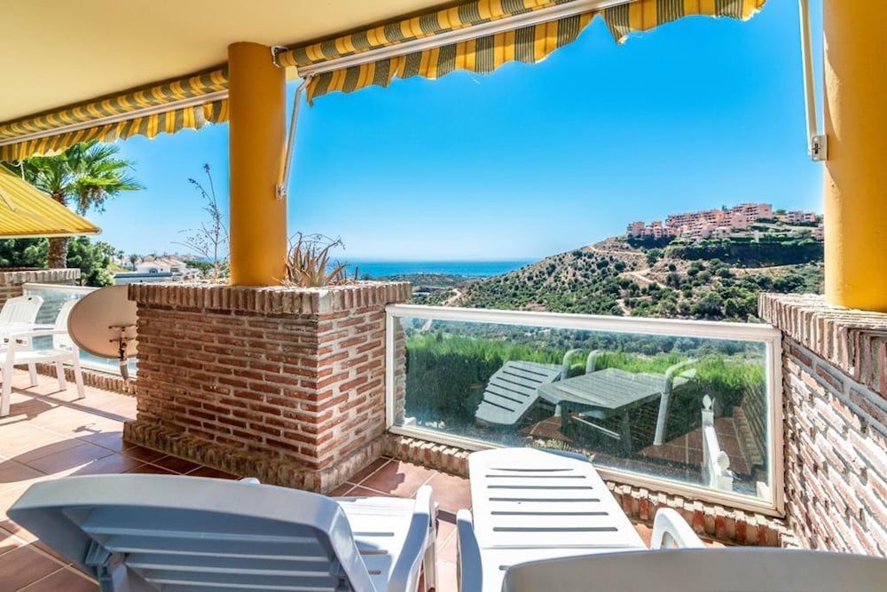 Seaview Sunny Altos De Calahonda Pool
