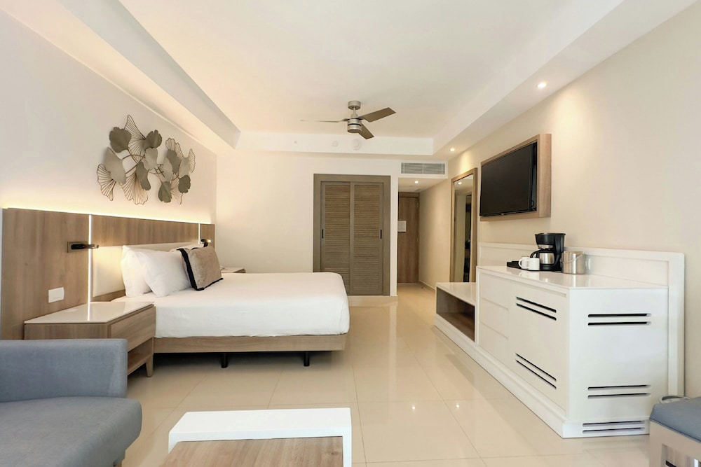 Royalton Hideaway Punta Cana, An Autograph Collection All-Inclusive Resort & Casino – Adults Only