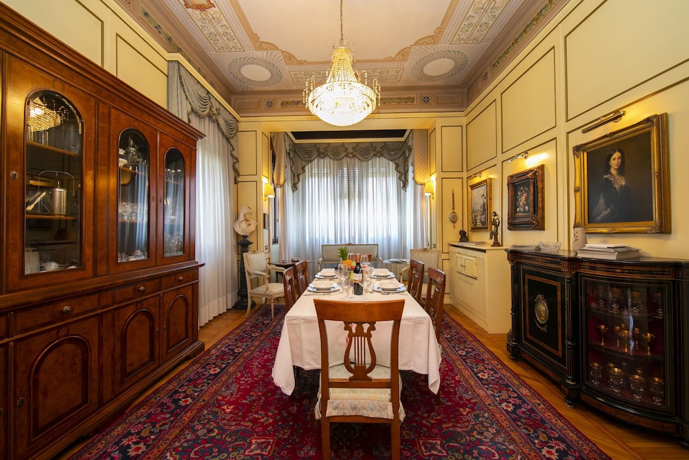 Villa Barbara in Desenzano del Garda view 5