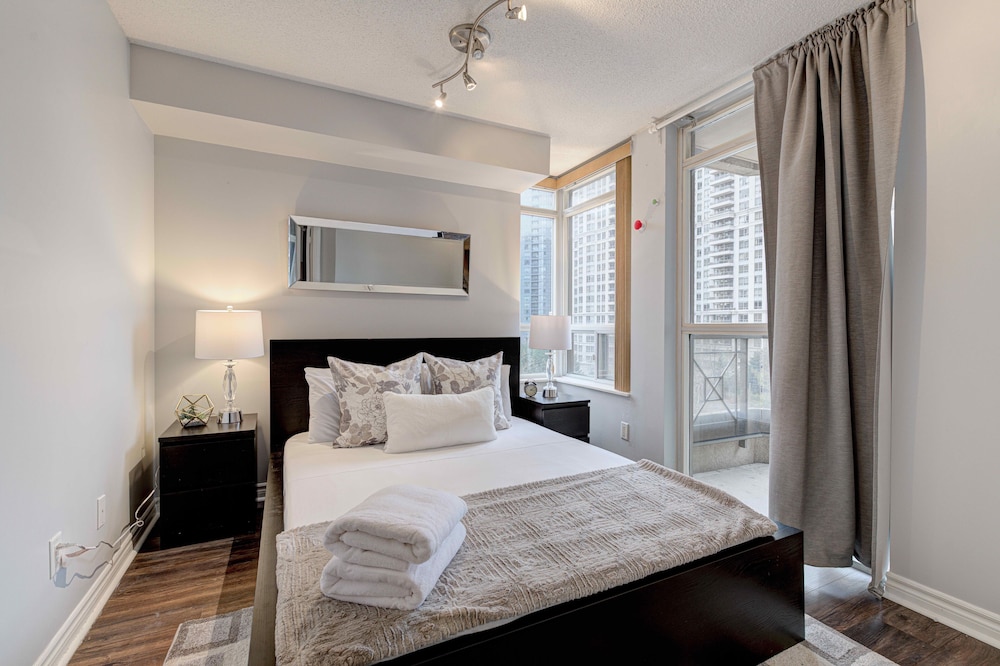 Pelicanstay at Square One Mall