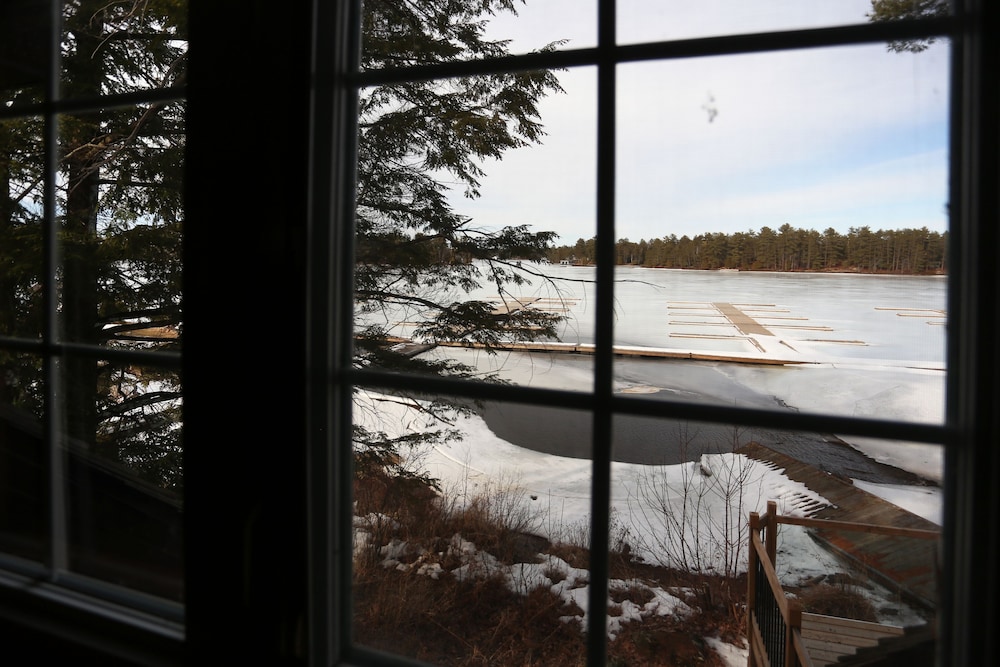 Lakefront Cottage Amazing View