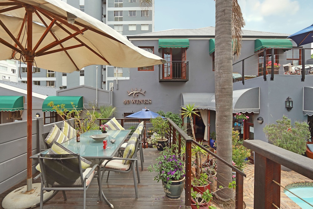 40 Winks Guest House Green Point Cape Town