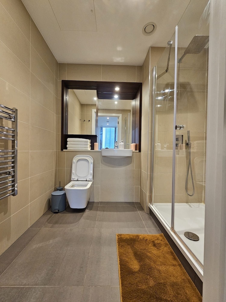 Cozy London Apartment Canary Wharf