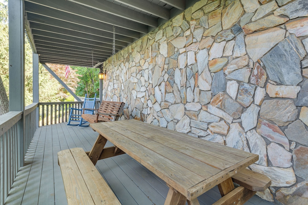 Decks + Lake Access: Scenic North Carolina Retreat