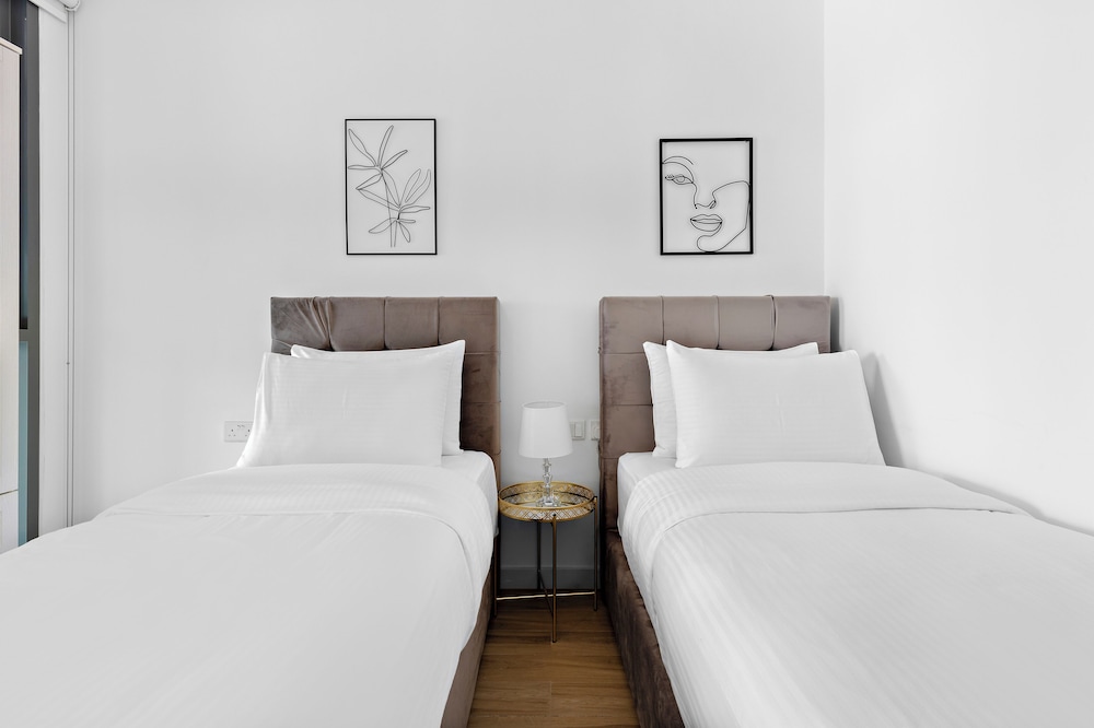 Silkhaus Al Raha Lofts 2