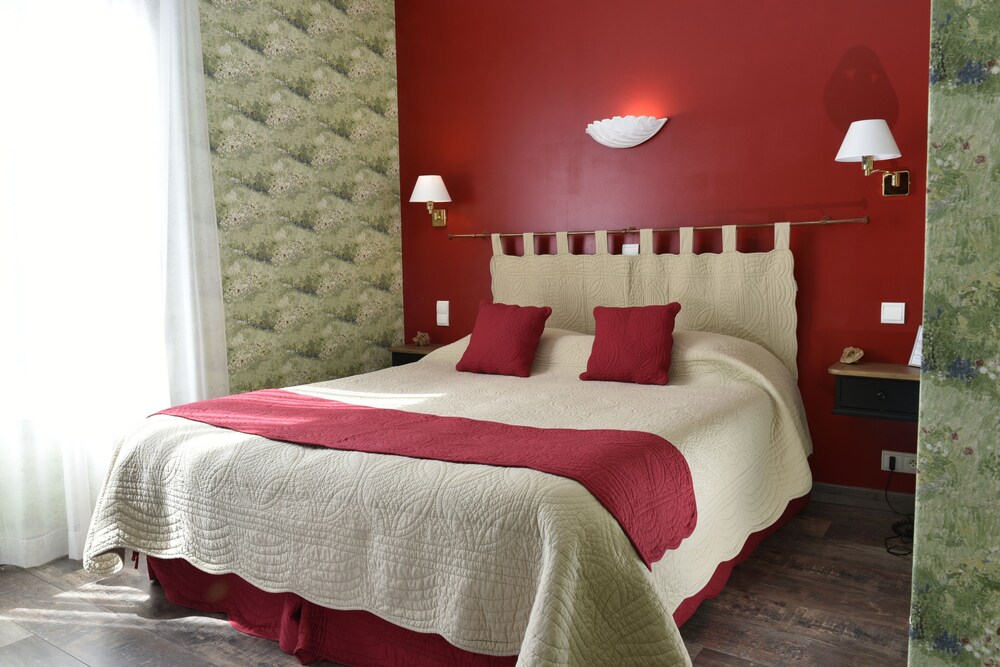 La Mere Hamard - Property Image 1