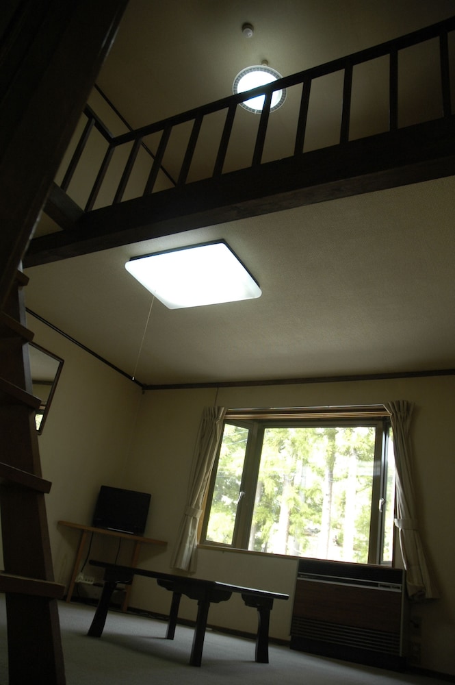 Hakuba Iwatake Lodge Gakuyuso