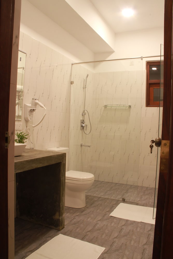 Hotel Wewa Addara