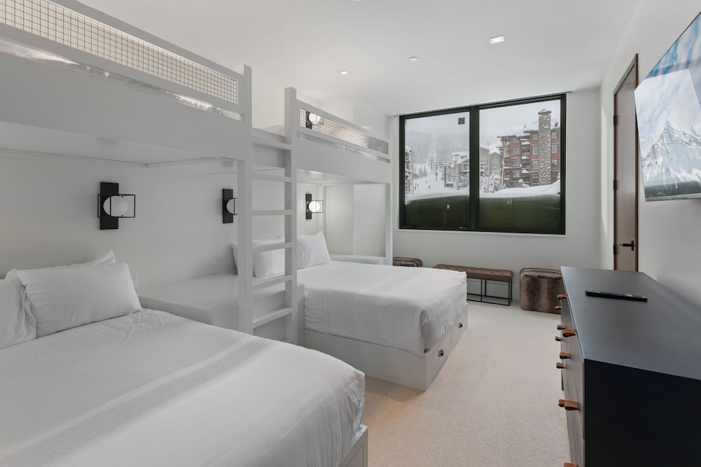 Argent at Deer Valley Resort - Three Bedroom Deluxe #205 3 Condo