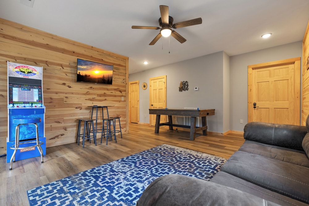 Eagle Mountain Cabin