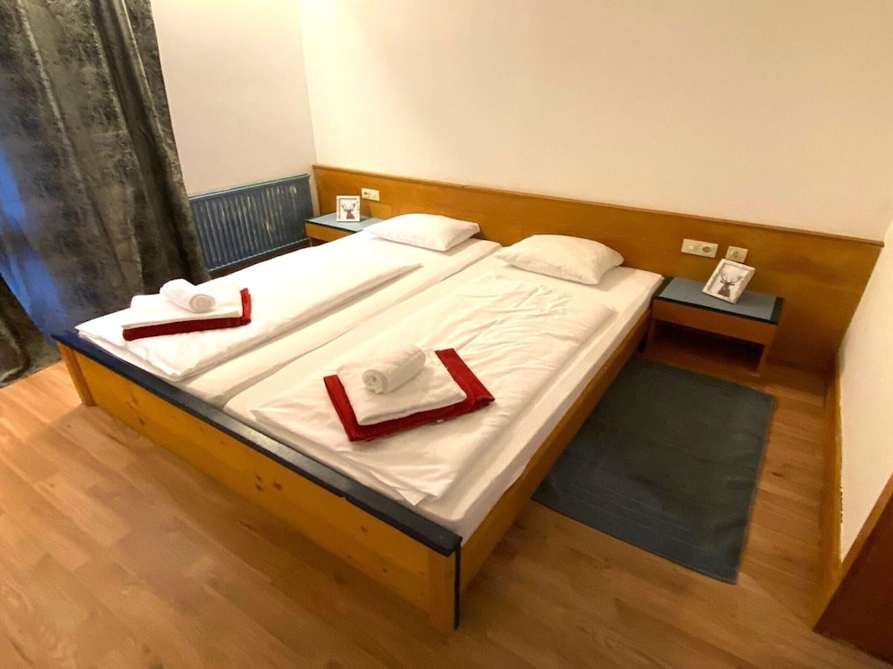 Spacious Holiday Home in Zell am See