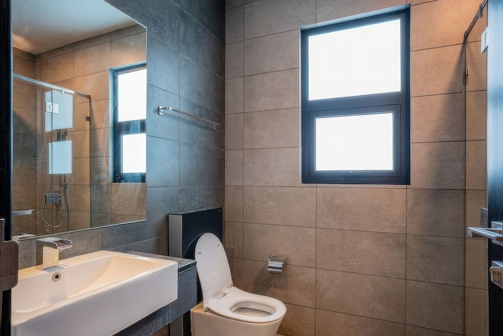 Opus Residences by Emily in Town photo 6