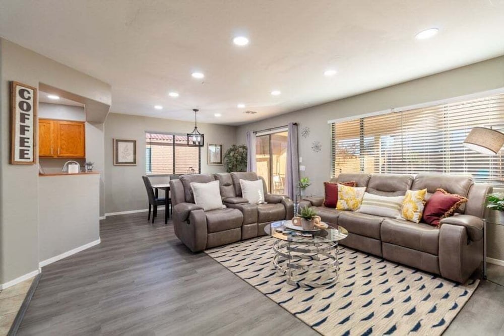 Casa Aria 4br Home & Heated Pool 4 Bedroom Home
