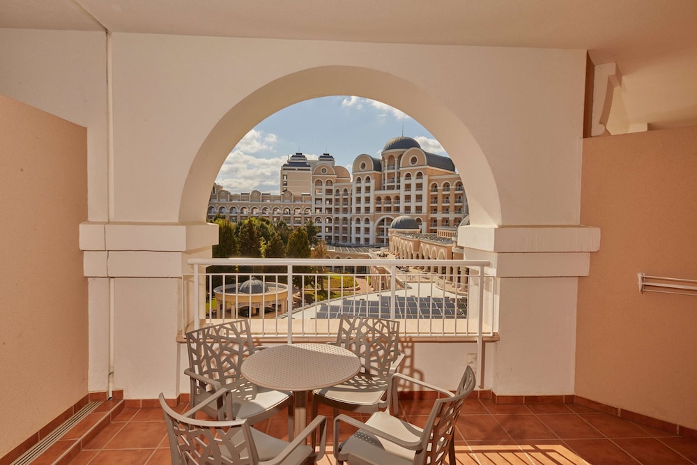 Dreams Sunny Beach Resort & Spa Premium All Inclusive