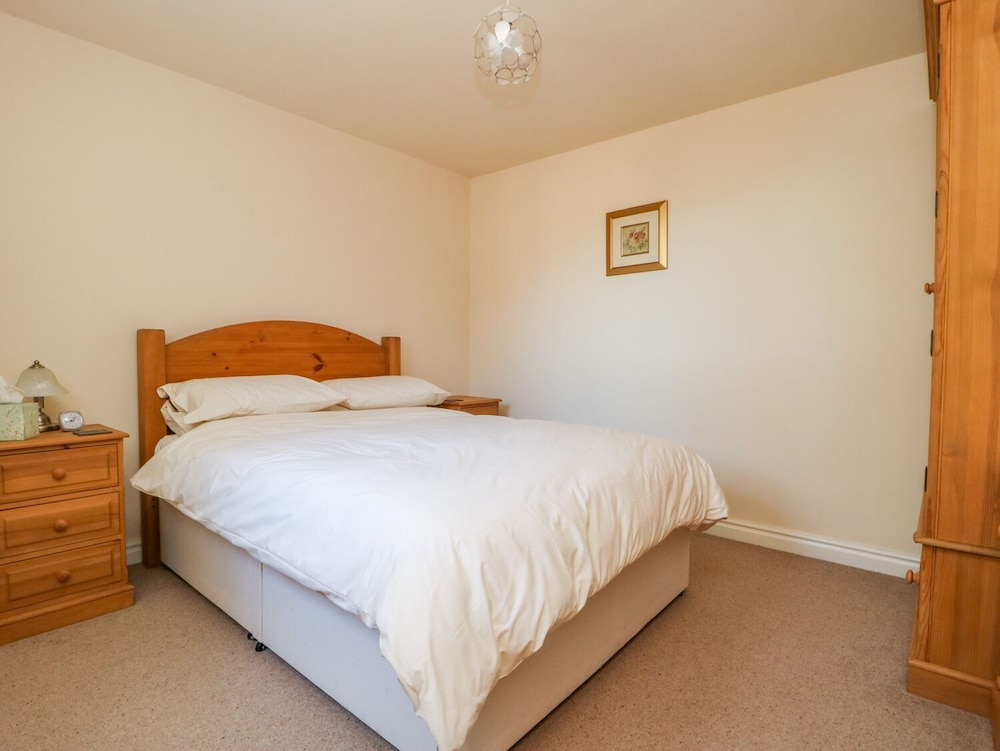 The Cottage at Manor Farm view 3