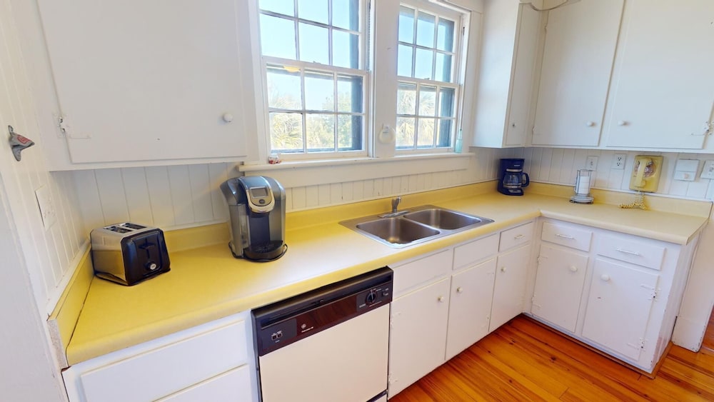 Lollipop II by Tybee Vacation Rentals