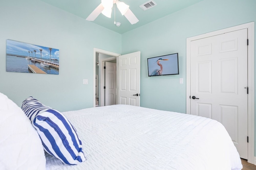 Sea Glass Retreat 3 Bedroom Home