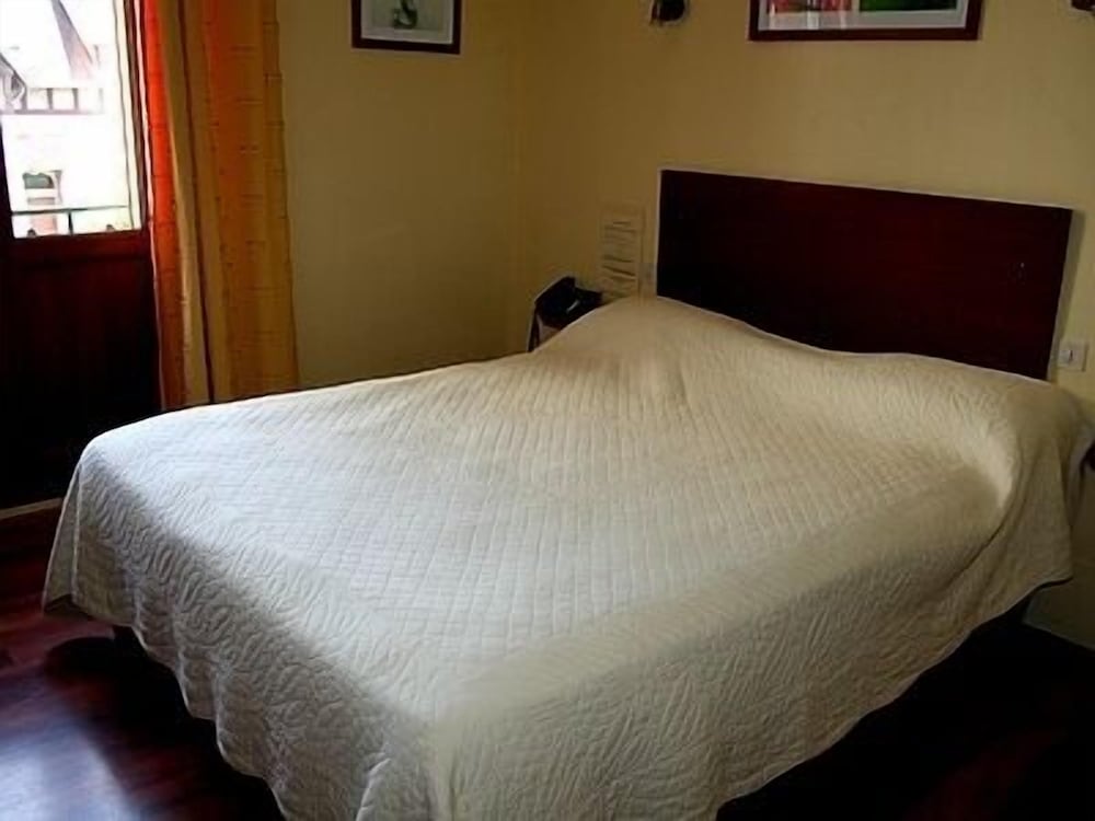 Auberge La Fontaine - Property Image 3