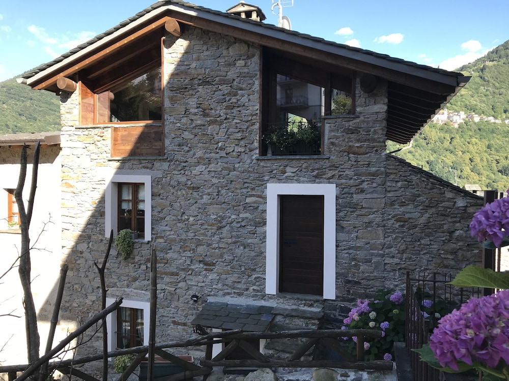 B&B Sacco Valgerola view 4