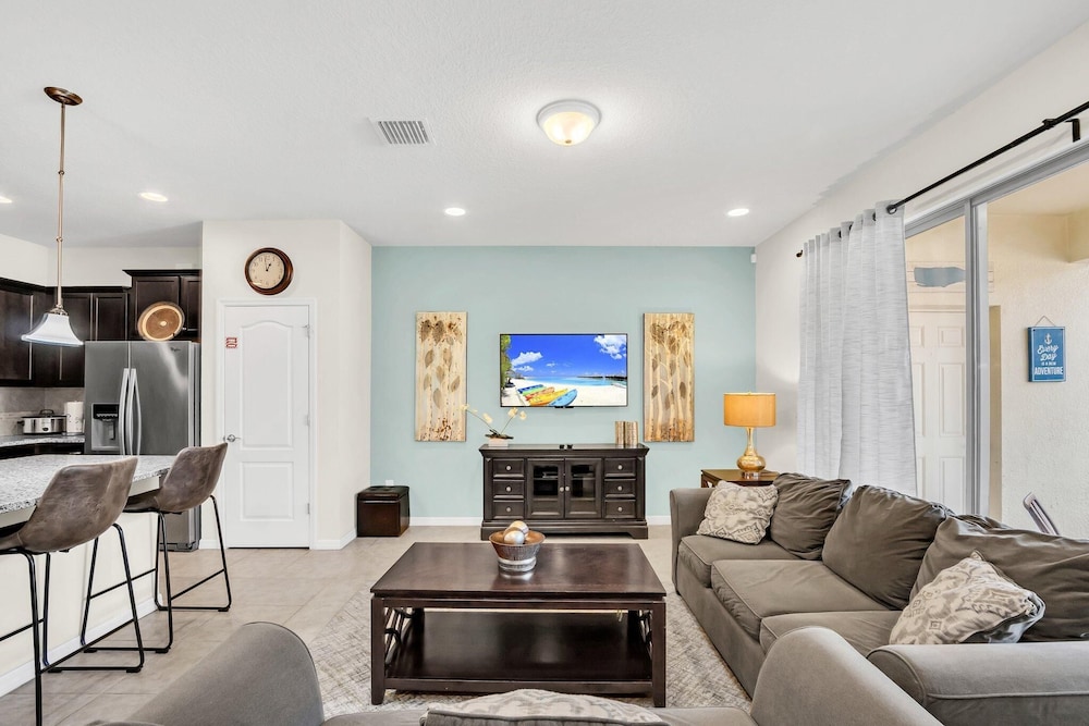 2027 MD - Windsor Westside Tranquil Haven