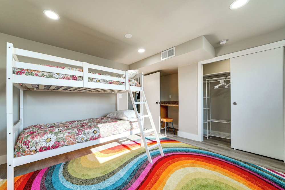 3 Mi to Dtwn: Family Home w/ Garden in Yakima