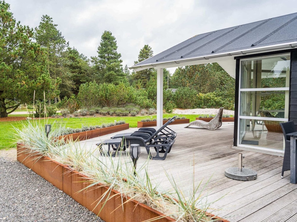 6 Person Holiday Home in Norre Nebel