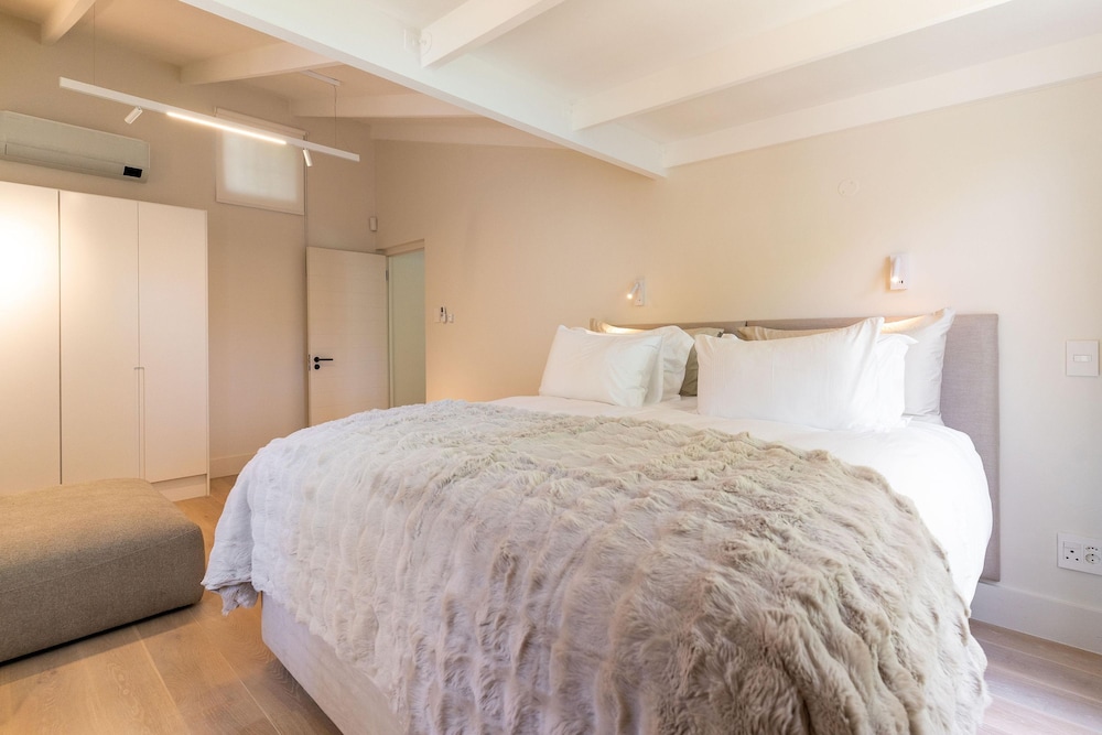 River 42 Camps Bay - Luxury Villa With Pool Stream