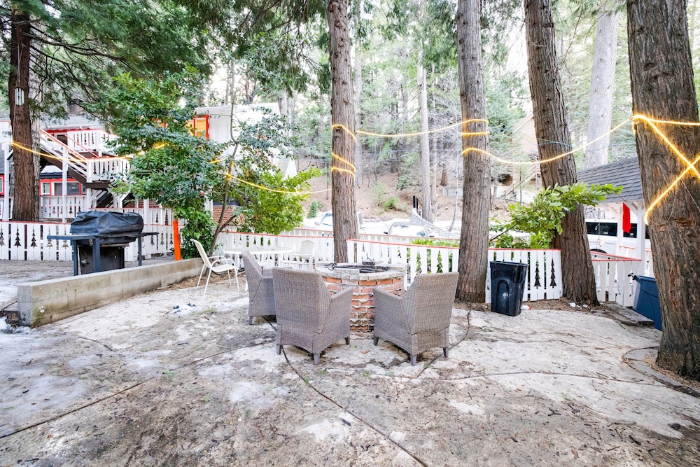 Arrowhead Tree Top Lodge