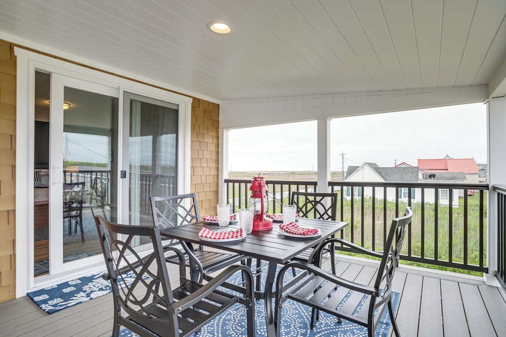 Unique Tangier Cottage w/ Chesapeake Bay Views!