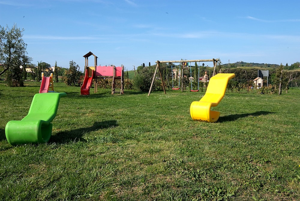 Photo 42