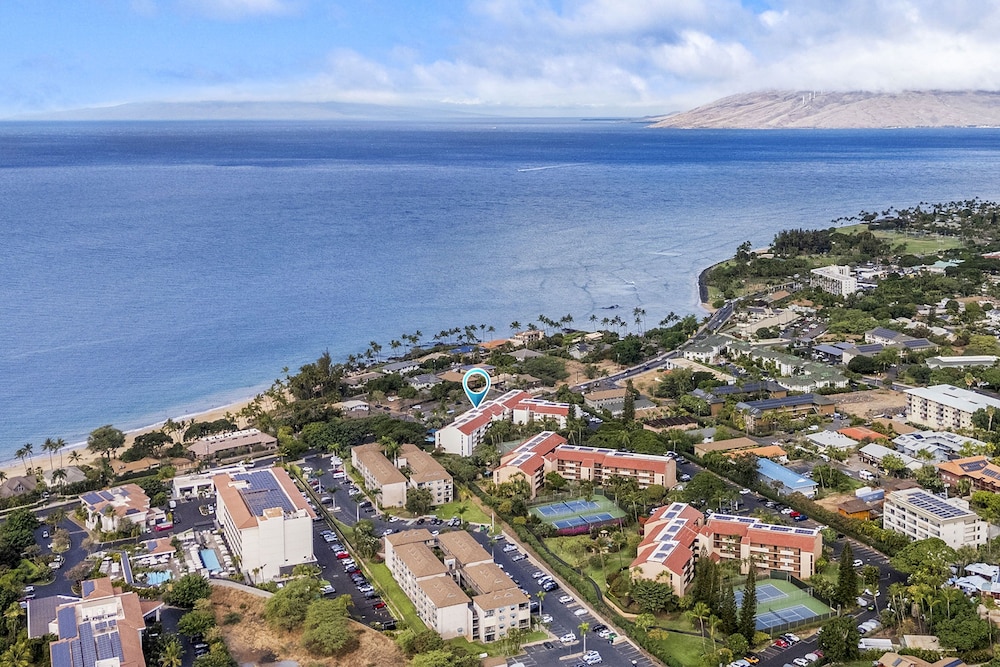 Maui Vista 1-308 - Steps From the Beach, Renovated, Ocean Views, New Windows, AC