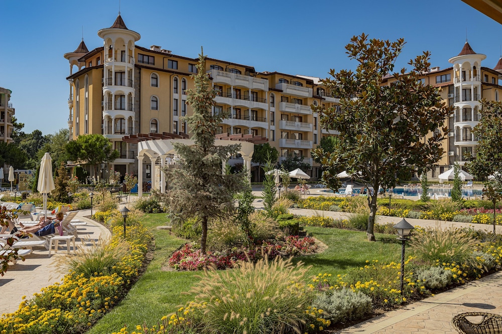 Menada Royal Sun Apartments