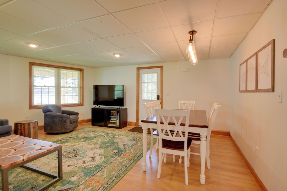 Walk to Lake Winnisquam Access: Cozy Retreat