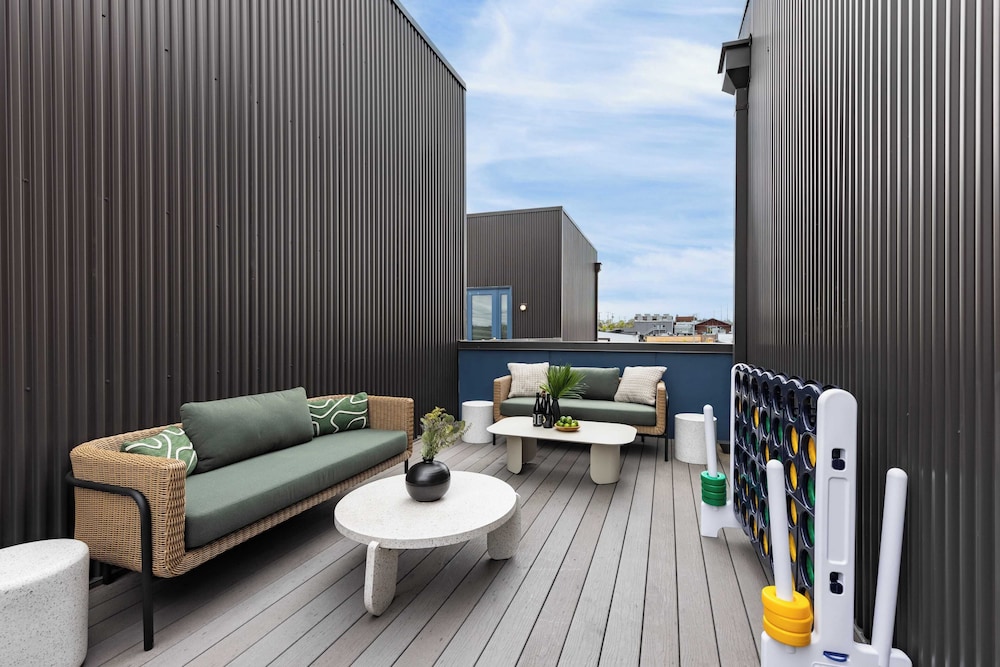 Sleeps 24 Rooftop, Game Room & Outdoor Spaces Just 10 Min to Broadway Outrider by Avantstay