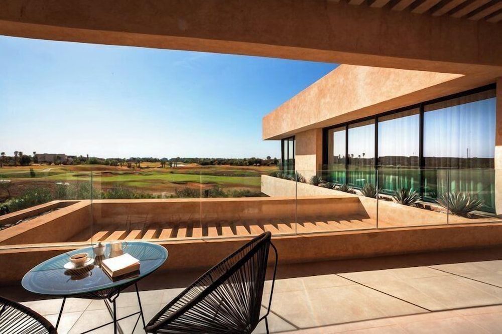 Villa Blanchette Marrakech – Villa Élégante avec Piscine Chauffée et Spa Privatif