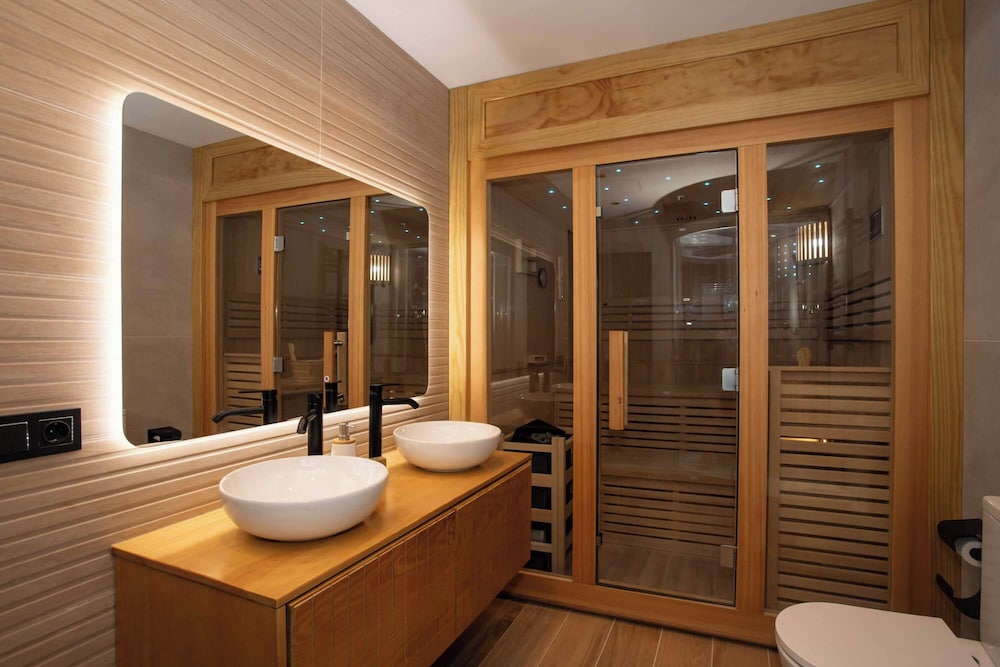 Villa Infinity