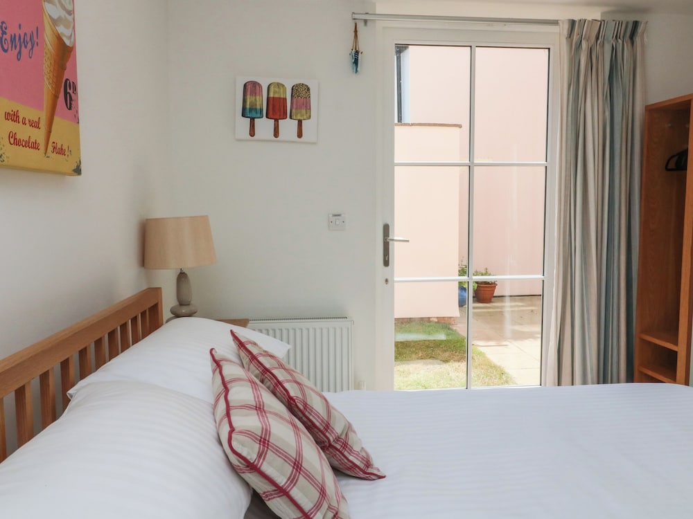 5 Combehaven