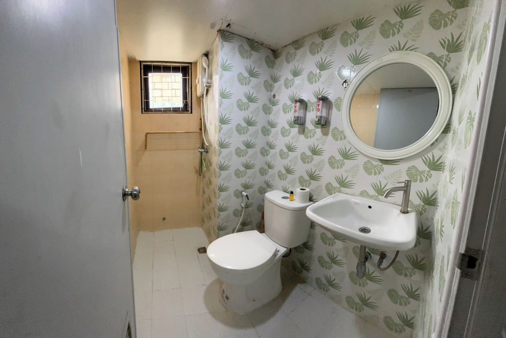 Rama 3 Sunrise Hostel
