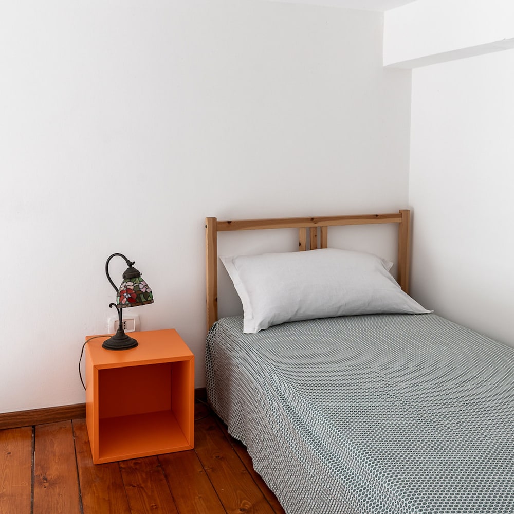 Comfy Central Apartment by Wonderful Italy