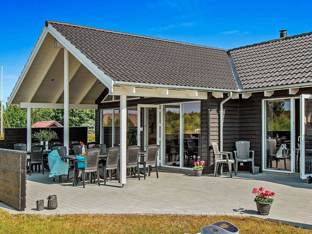 Chic Holiday Home in Jutland near Sea