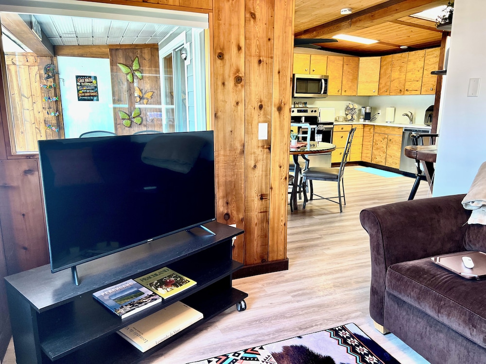 Peachland Beach Resort