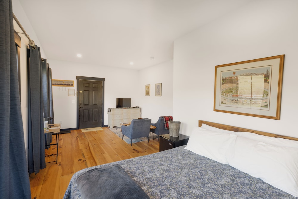 The Birch & Berry Inn