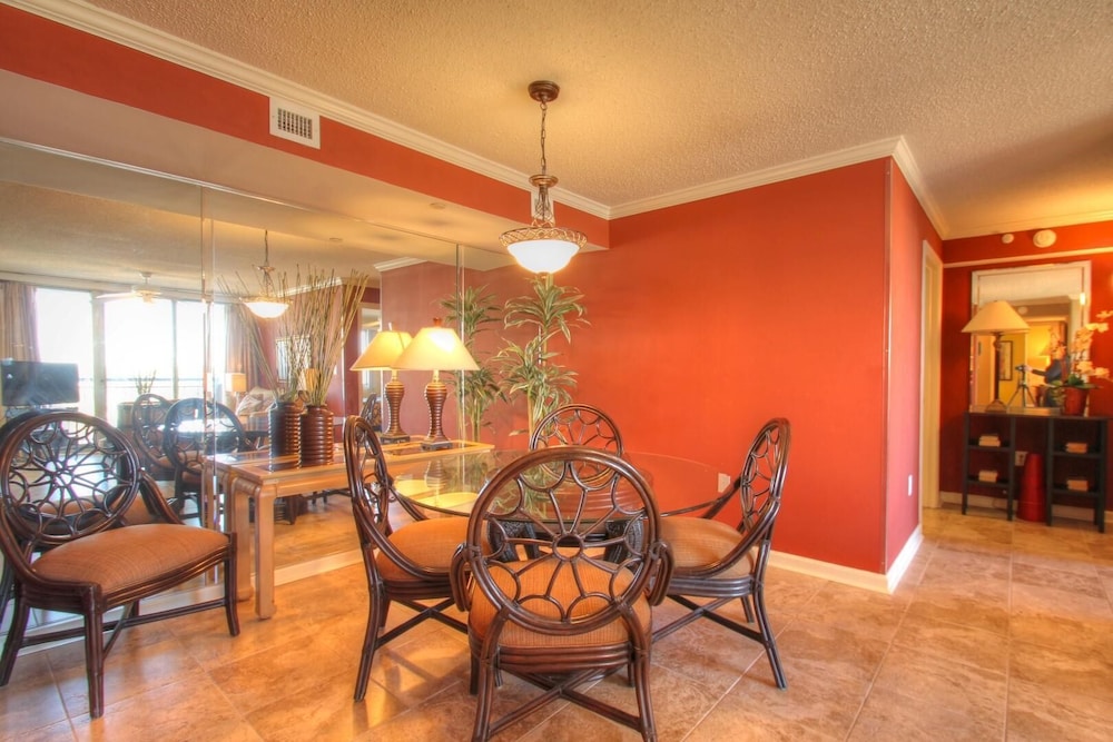 Beautifully Decorated Ocean View Condo! view 4