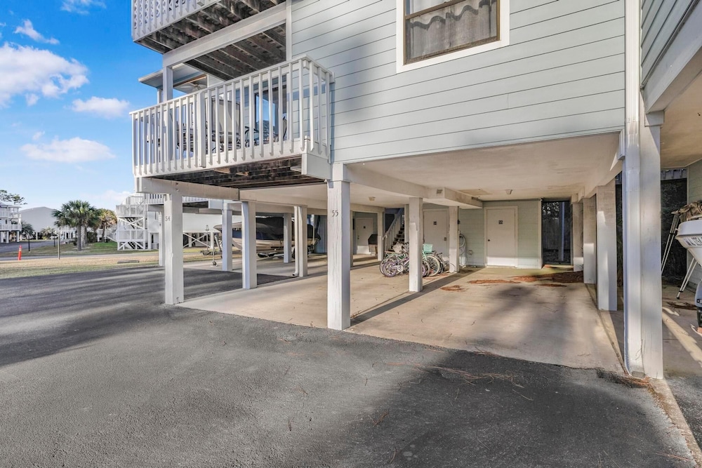 Bayview 55